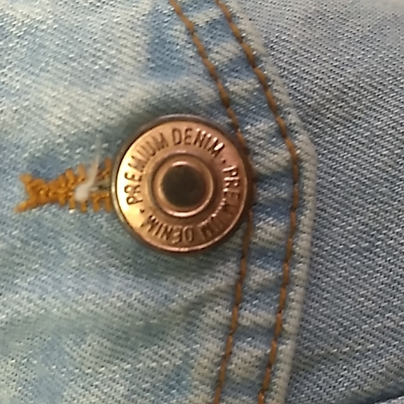 Forever 21 Men's 100% polyester and Jean jacket distressed Size large. - Picture 8 of 8